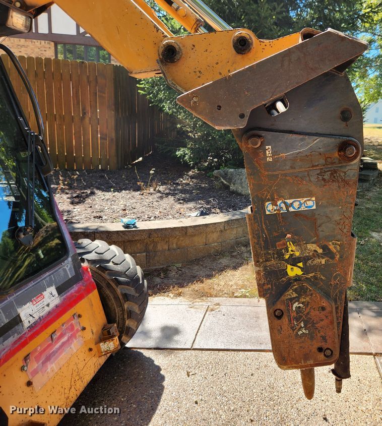 image for item MK9402 Stanley MB5060SS  skid steer breaker