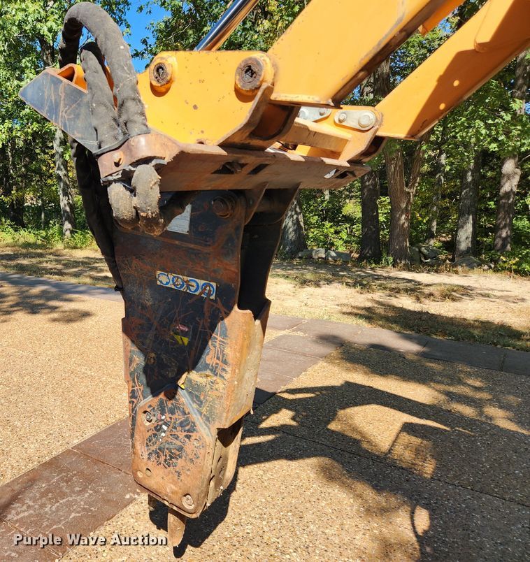 image for item MK9402 Stanley MB5060SS  skid steer breaker