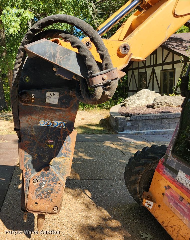 image for item MK9402 Stanley MB5060SS  skid steer breaker