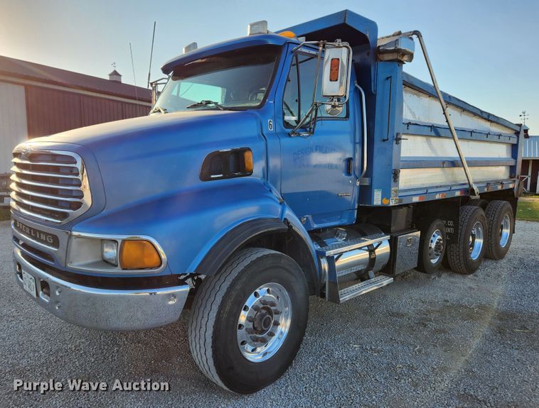 image for item MK9411 2005 Sterling L8500  dump truck