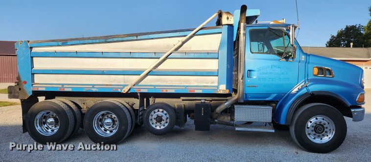 image for item MK9411 2005 Sterling L8500  dump truck