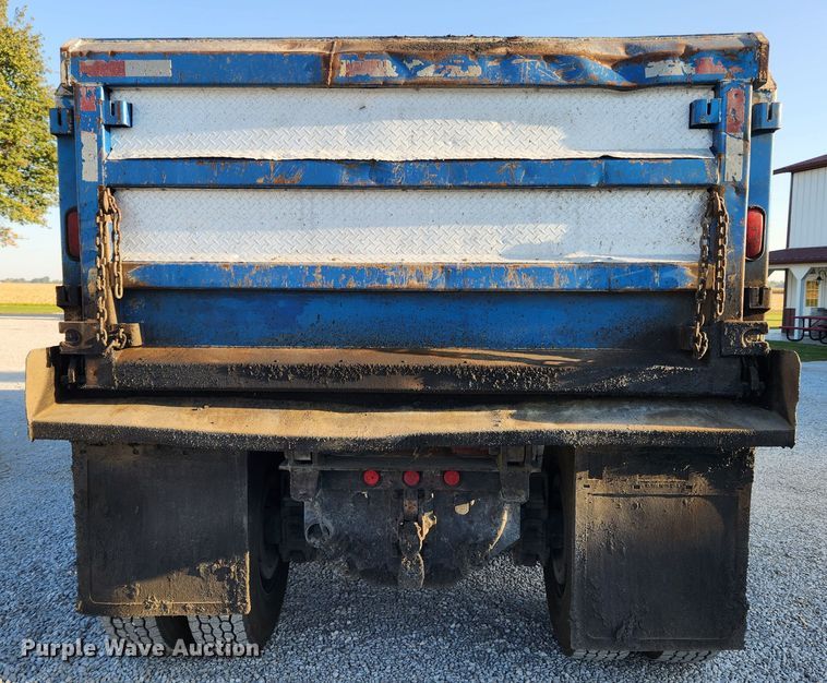 image for item MK9411 2005 Sterling L8500  dump truck