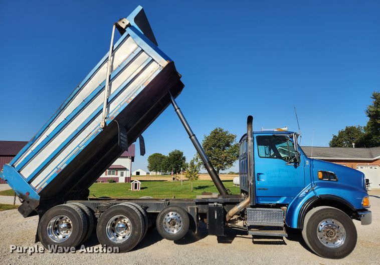 image for item MK9411 2005 Sterling L8500  dump truck