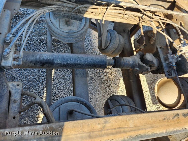 image for item MK9411 2005 Sterling L8500  dump truck