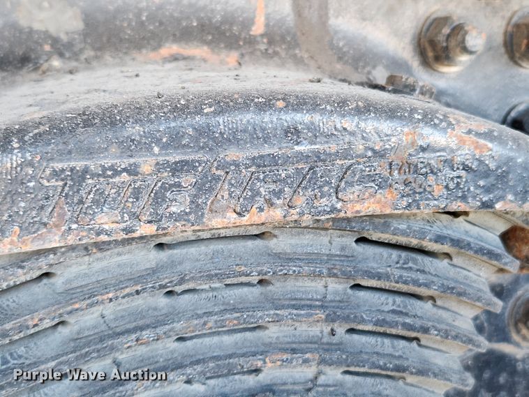 image for item MK9411 2005 Sterling L8500  dump truck