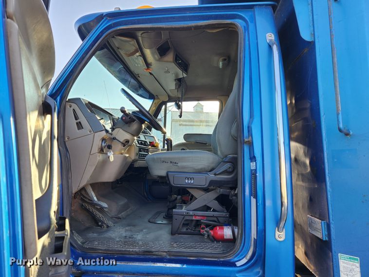 image for item MK9411 2005 Sterling L8500  dump truck