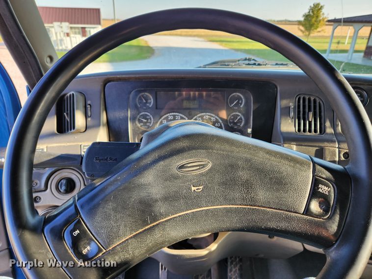 image for item MK9411 2005 Sterling L8500  dump truck