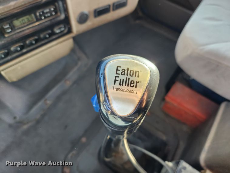 image for item MK9411 2005 Sterling L8500  dump truck