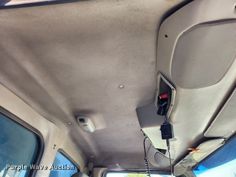 image for item MK9411 2005 Sterling L8500  dump truck