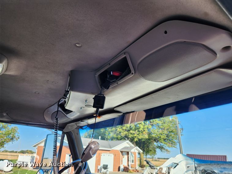 image for item MK9411 2005 Sterling L8500  dump truck