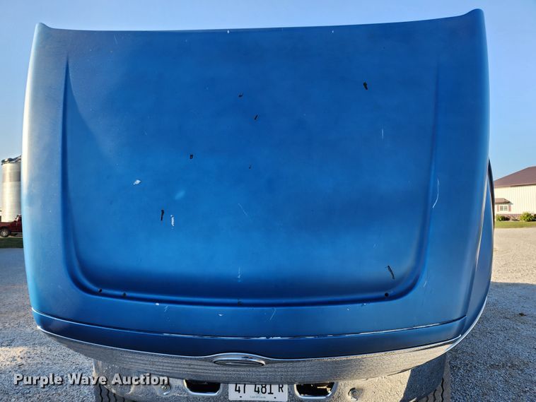 image for item MK9411 2005 Sterling L8500  dump truck