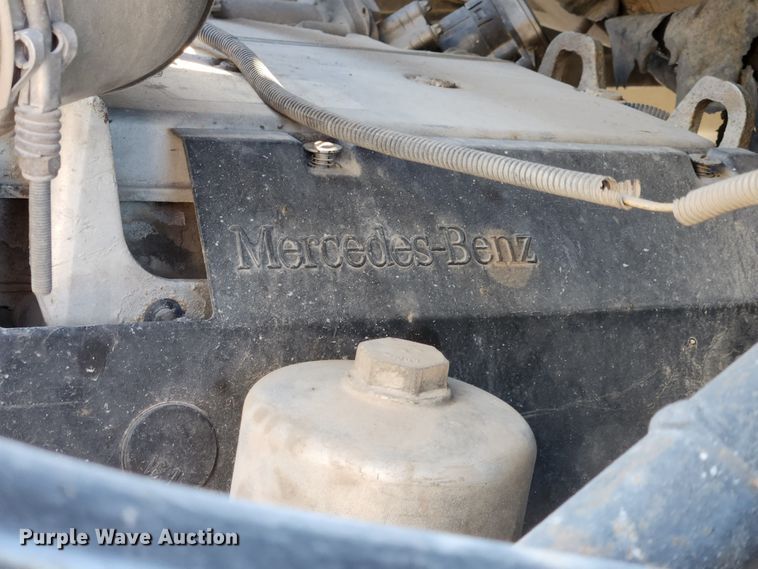 image for item MK9411 2005 Sterling L8500  dump truck