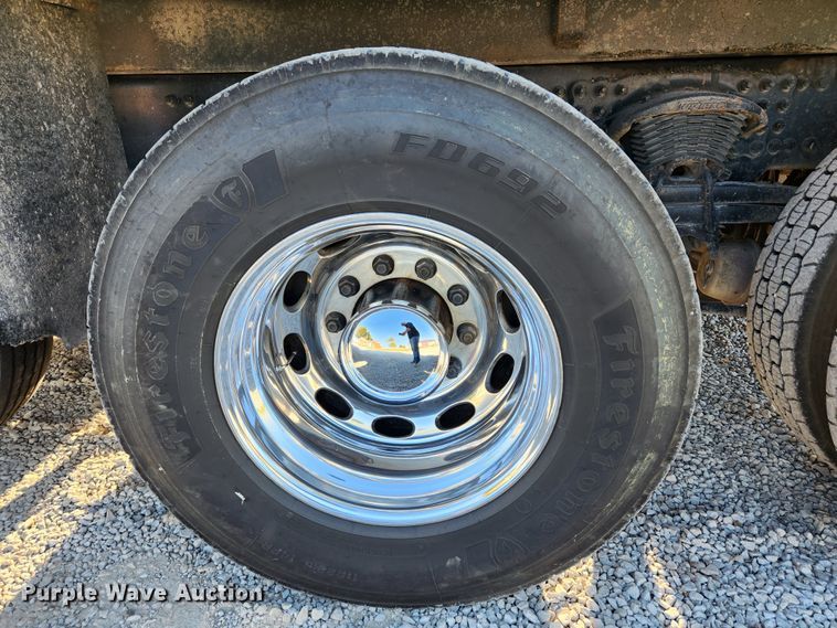 image for item MK9411 2005 Sterling L8500  dump truck