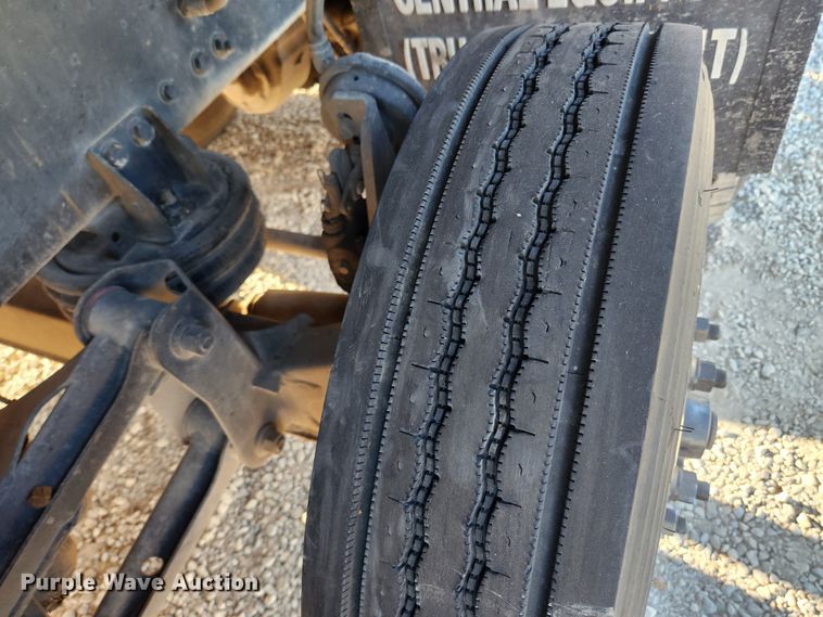 image for item MK9411 2005 Sterling L8500  dump truck