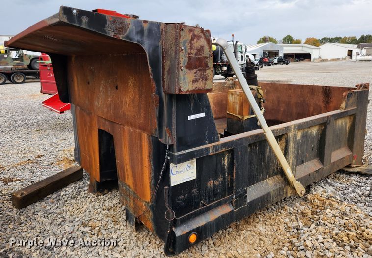 image for item MK9423 Crown Beds Gravel Star  dump bed