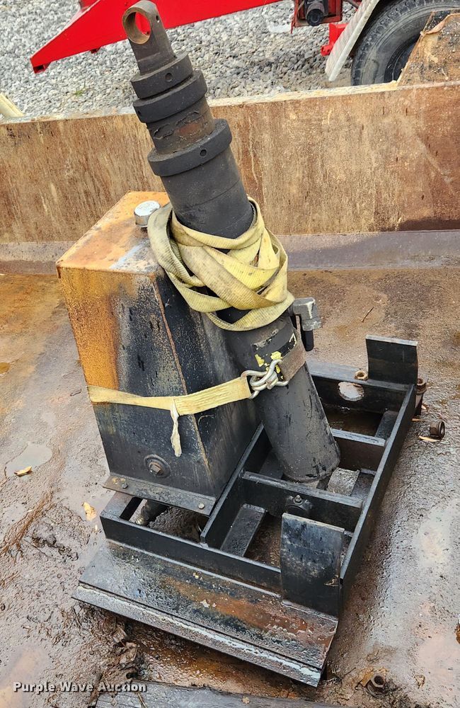 image for item MK9423 Crown Beds Gravel Star  dump bed