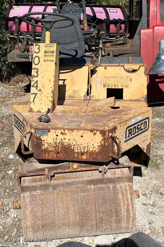 image for item MN9312 Rosco Vibrastat III  double drum roller