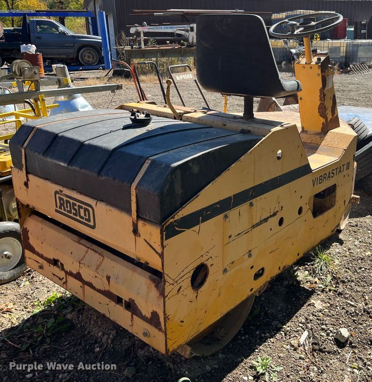 image for item MN9312 Rosco Vibrastat III  double drum roller