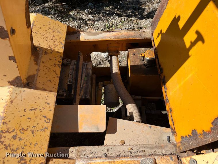 image for item MN9312 Rosco Vibrastat III  double drum roller