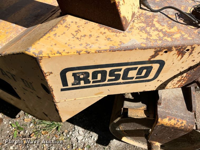 image for item MN9312 Rosco Vibrastat III  double drum roller