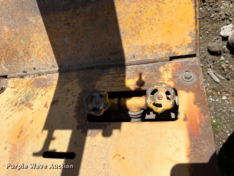 image for item MN9312 Rosco Vibrastat III  double drum roller