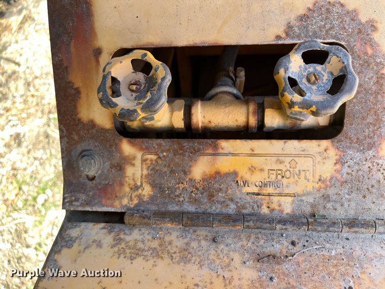 image for item MN9312 Rosco Vibrastat III  double drum roller