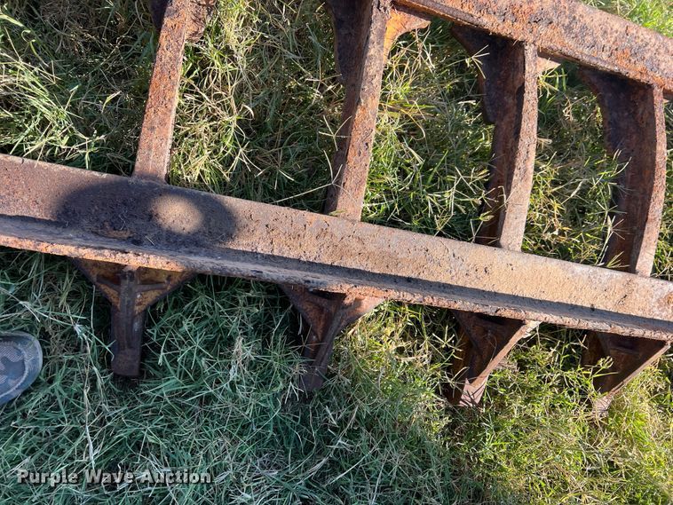 image for item MQ9842 Dozer rake