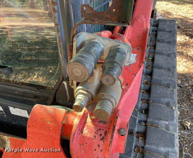 image for item MR9388 2013 Kubota SVL90-2  tracked skid steer loader