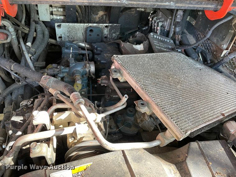 image for item MR9388 2013 Kubota SVL90-2  tracked skid steer loader