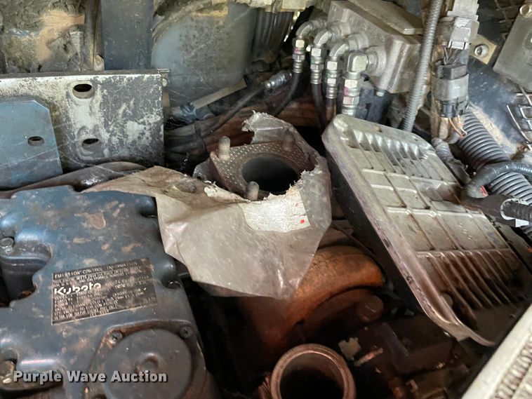 image for item MR9388 2013 Kubota SVL90-2  tracked skid steer loader