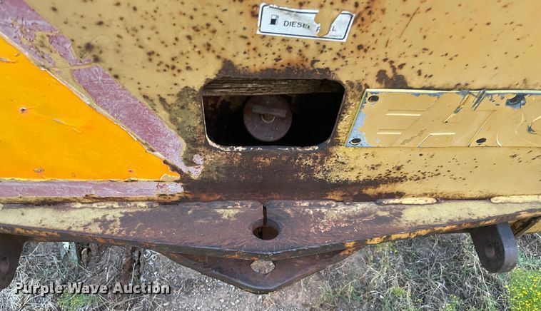 image for item MR9409 1977 Trojan 1500C  wheel loader