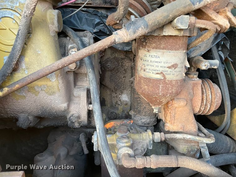 image for item MR9409 1977 Trojan 1500C  wheel loader