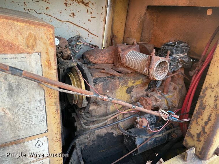 image for item MR9409 1977 Trojan 1500C  wheel loader