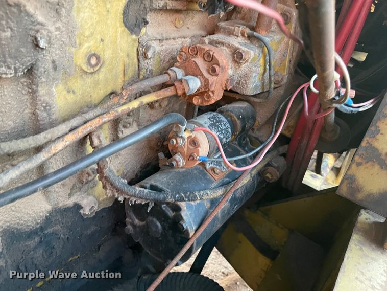 image for item MR9409 1977 Trojan 1500C  wheel loader