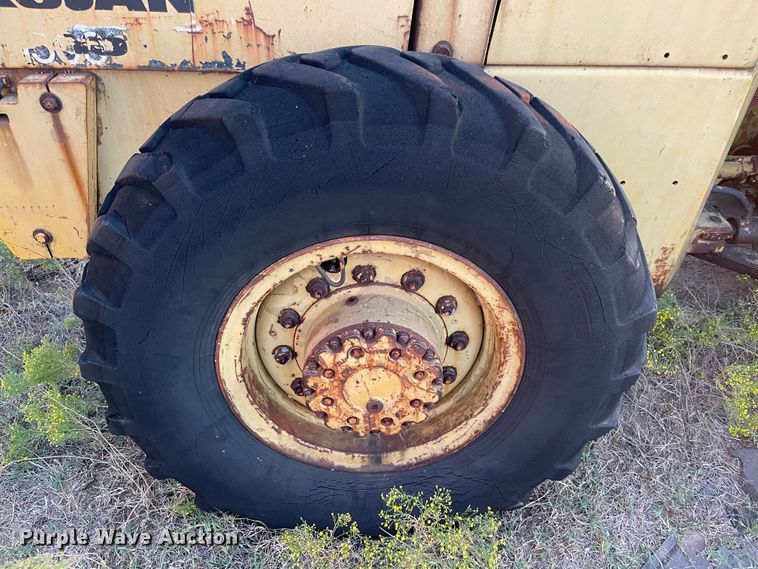image for item MR9409 1977 Trojan 1500C  wheel loader