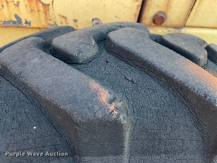 image for item MR9409 1977 Trojan 1500C  wheel loader