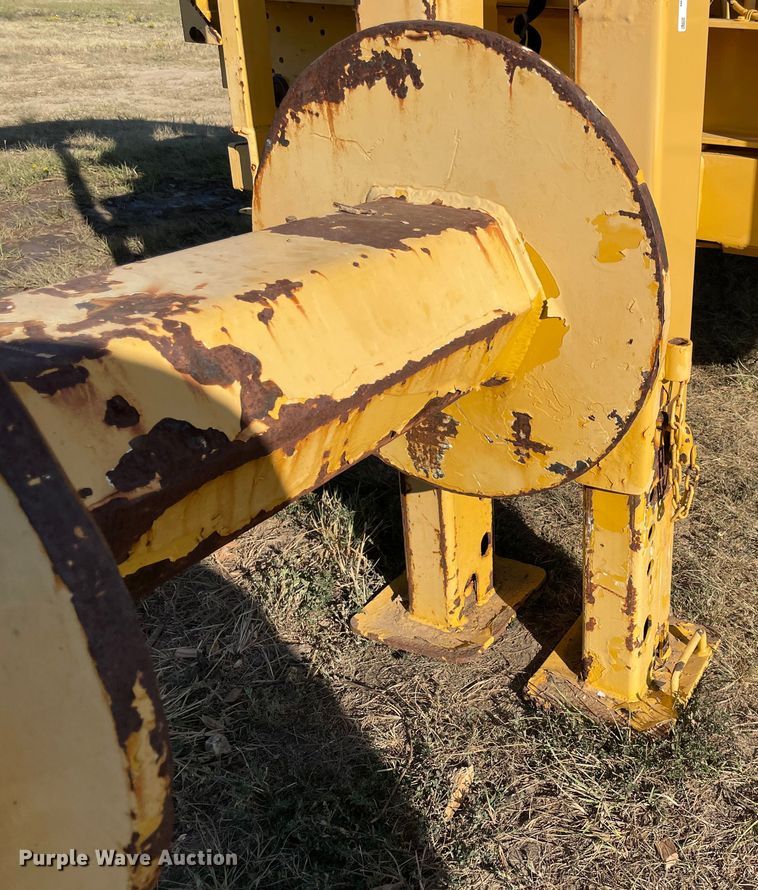 image for item MR9431 2008 Dynamic CH585  wood chipper