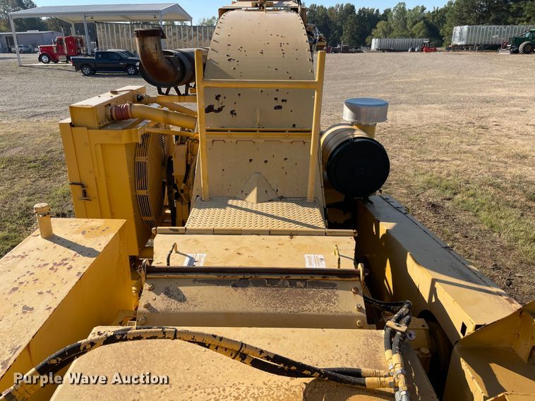 image for item MR9431 2008 Dynamic CH585  wood chipper