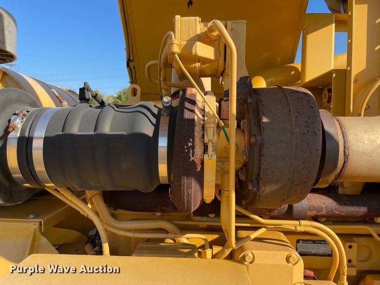 image for item MR9431 2008 Dynamic CH585  wood chipper