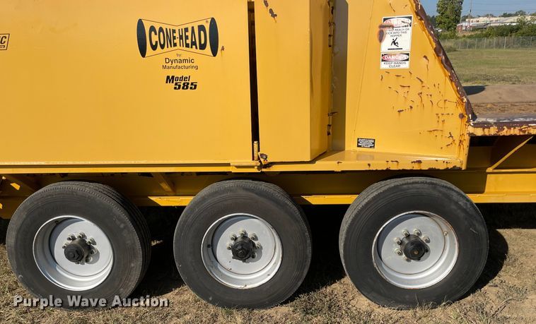 image for item MR9431 2008 Dynamic CH585  wood chipper