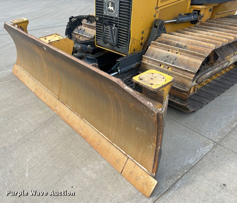 image for item MR9944 2013 John Deere 650K LGP  dozer