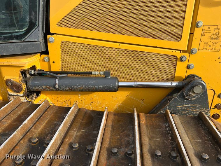 image for item MR9944 2013 John Deere 650K LGP  dozer