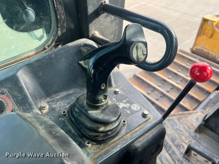 image for item MR9944 2013 John Deere 650K LGP  dozer