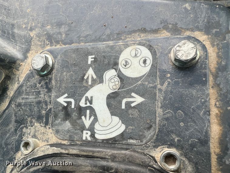 image for item MR9944 2013 John Deere 650K LGP  dozer