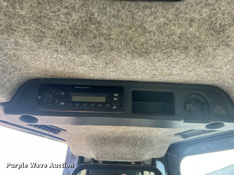 image for item MR9944 2013 John Deere 650K LGP  dozer