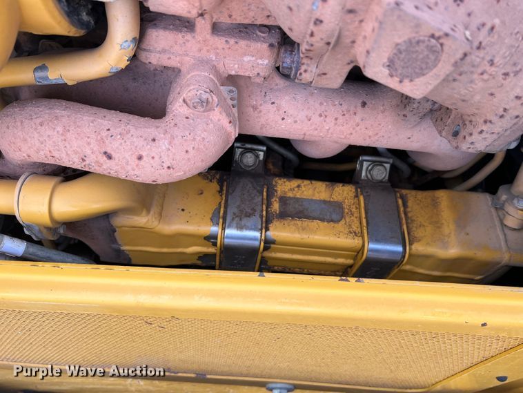 image for item MR9944 2013 John Deere 650K LGP  dozer