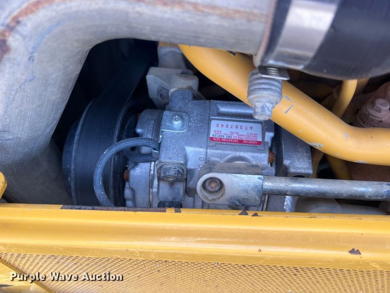 image for item MR9944 2013 John Deere 650K LGP  dozer