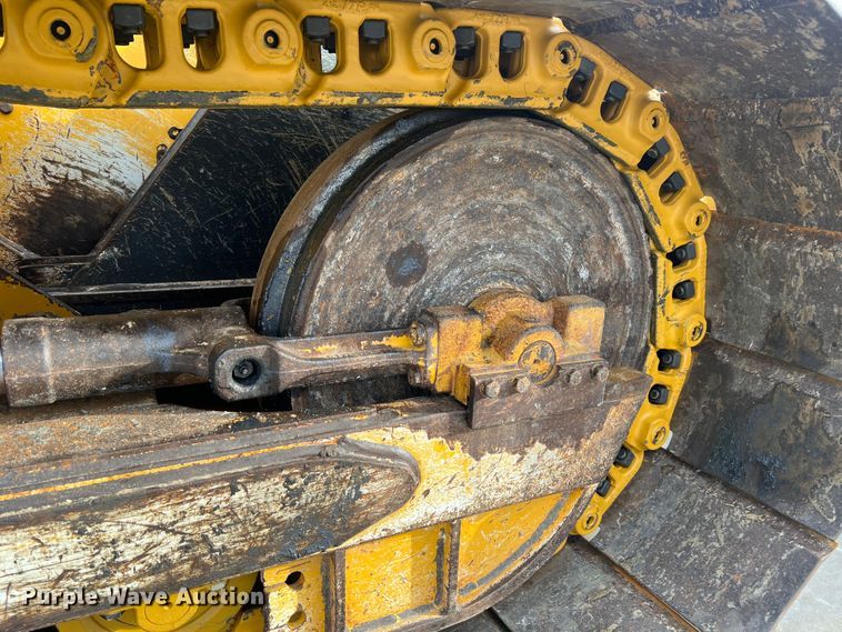 image for item MR9944 2013 John Deere 650K LGP  dozer