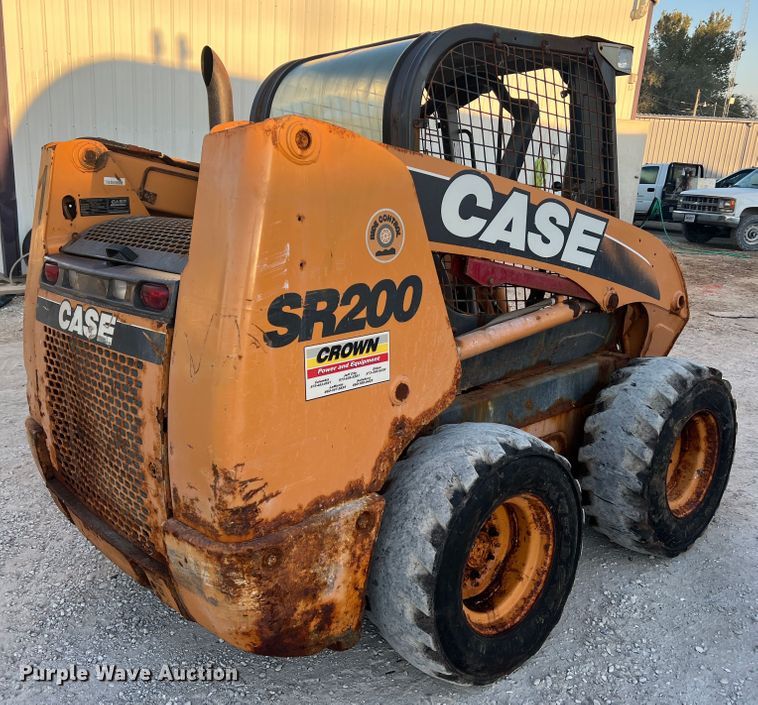 image for item MR9945 2011 Case SR200  skid steer loader
