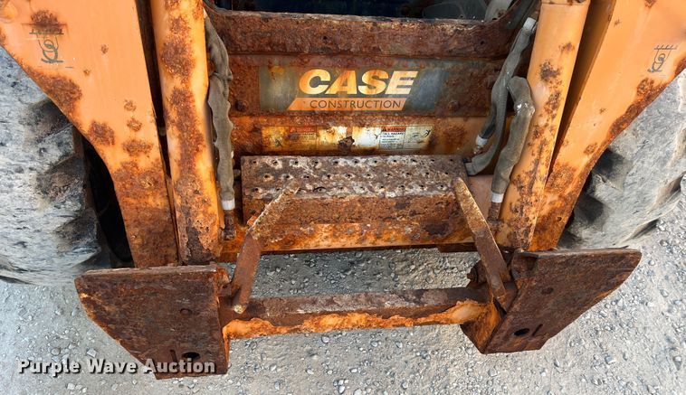 image for item MR9945 2011 Case SR200  skid steer loader